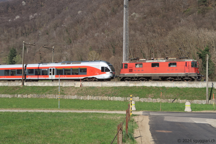 SOB RABe 526 041-9 'Mythen' e SBB Re 4/4 II 11199