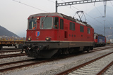 FFS Re 4/4 II 11112 con stemma Ticino