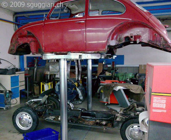 Maggiolino VW 1300 scoccato